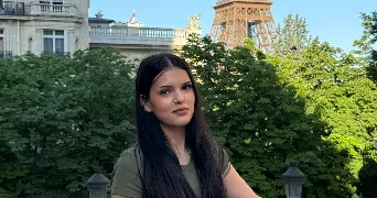 sirine pet sitter à SANTENY 94440