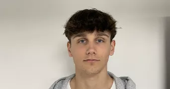 matthias pet sitter à PARIS 18 75018