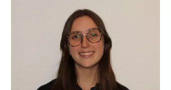 clara pet sitter à SURESNES 92150