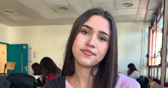 lucie pet sitter à MONTREUIL 93100
