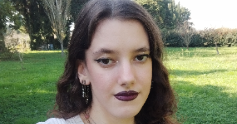 camille pet sitter à EYRAGUES 13630_0