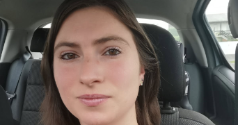 charlotte pet sitter à ROCHEFORT SUR LOIRE 49190_0
