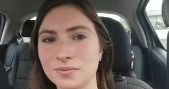 charlotte pet sitter à ROCHEFORT SUR LOIRE 49190