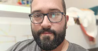 anthony pet sitter à ST ARNOULT DES BOIS 28190