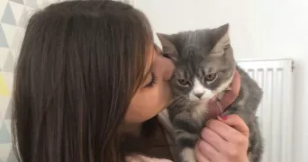 justine pet sitter à HOYMILLE 59492