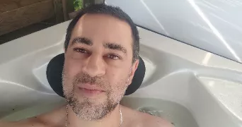 nicolas pet sitter à VALENCE 26000