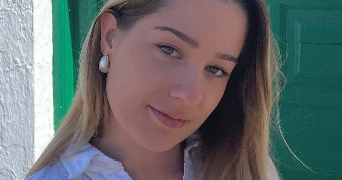 chloé pet sitter à NOISY LE ROI 78590