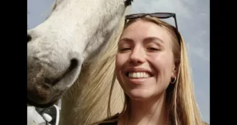 zoé pet sitter à BEAUZAC 43590
