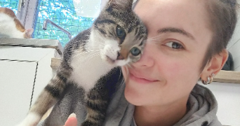 emeline pet sitter à ARS SUR FORMANS 01480_2