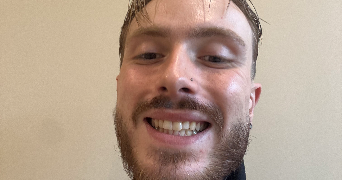 damien pet sitter à LYON 08 69008_0